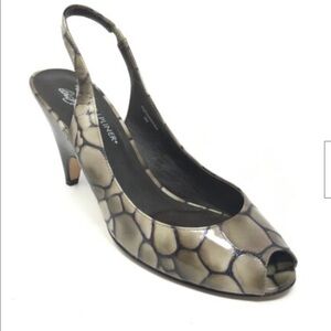 Donald J. Pliner croc embossed Papina slingback heels Size 9.5